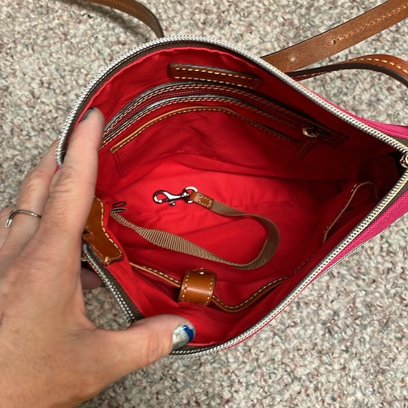New Dooney & Bourke crossbody - Picture 5 of 11